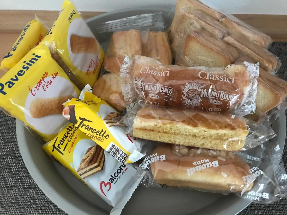 Bed And Breakfast D&D Cardano Al Campo Ιταλία
