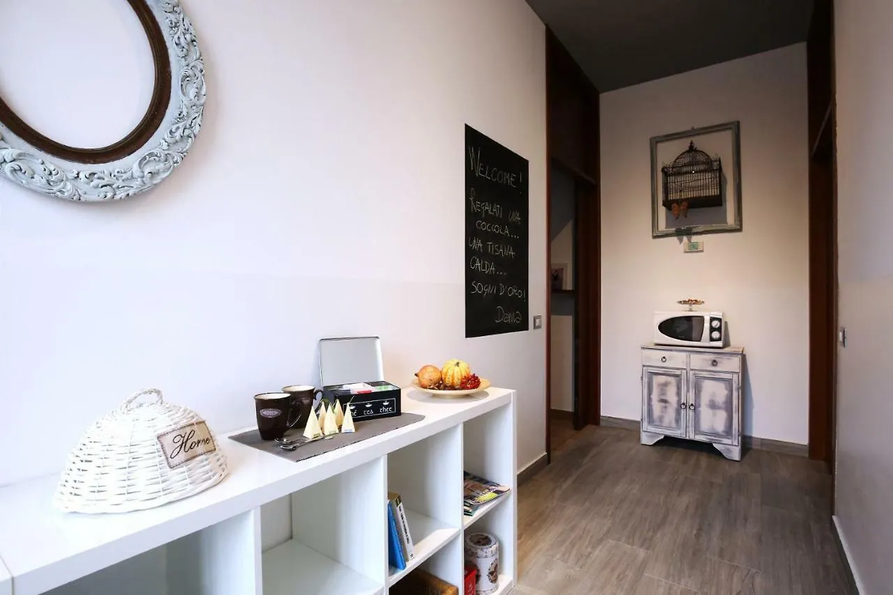 Bed & Breakfast Bed And Breakfast D&D Cardano Al Campo Italy